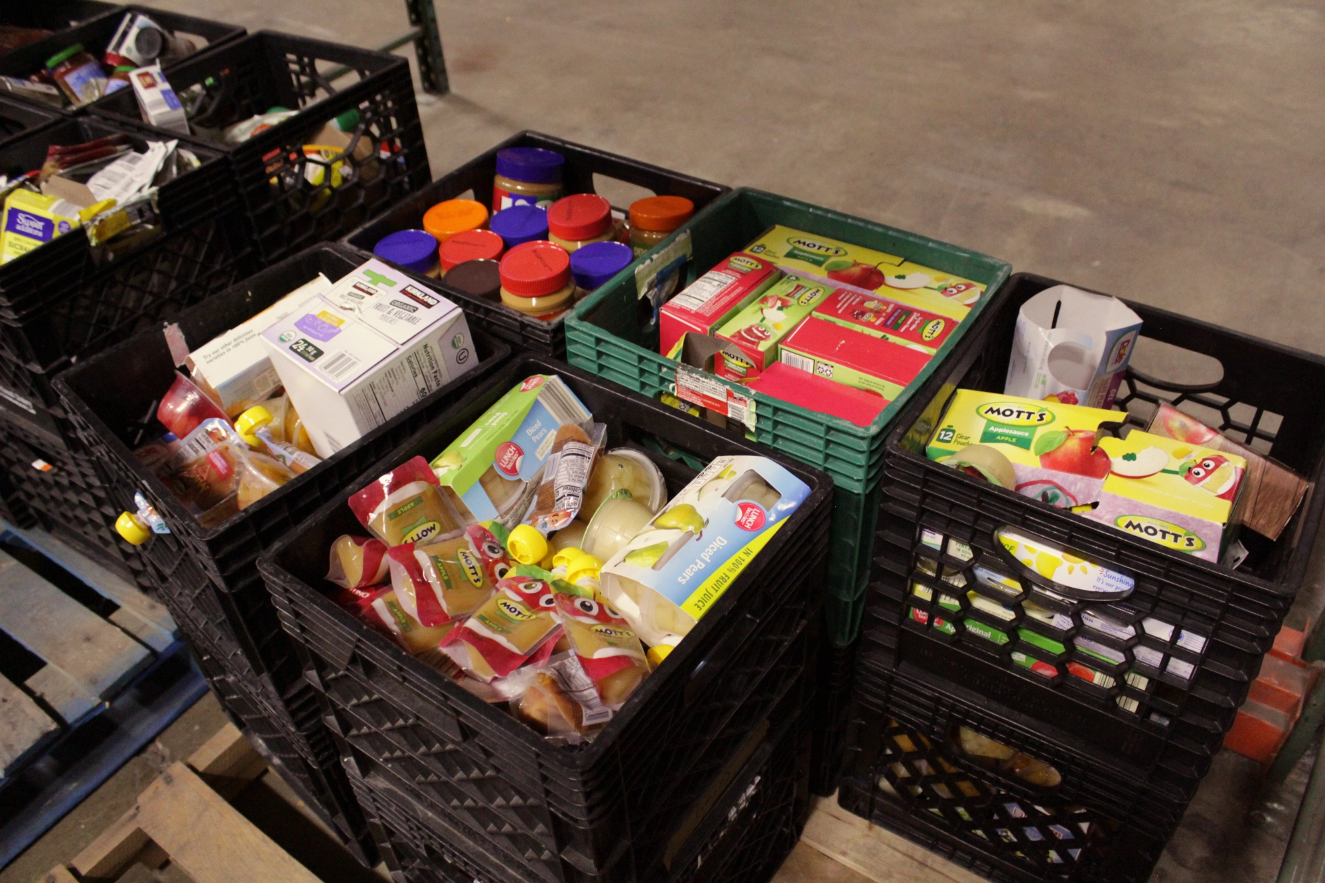 Cajas de alimentos donados