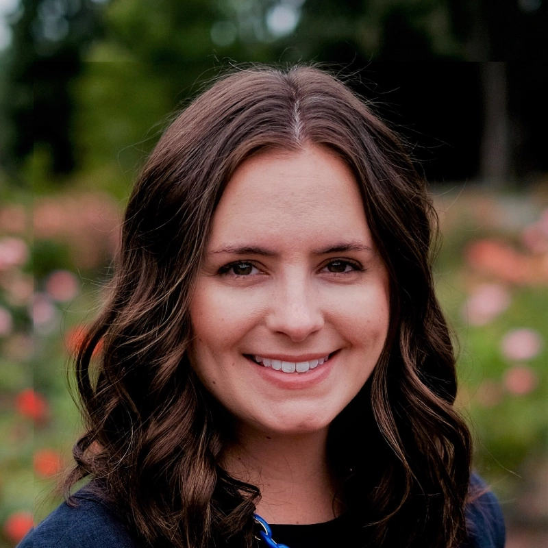 Headshot of Jessica Cullen