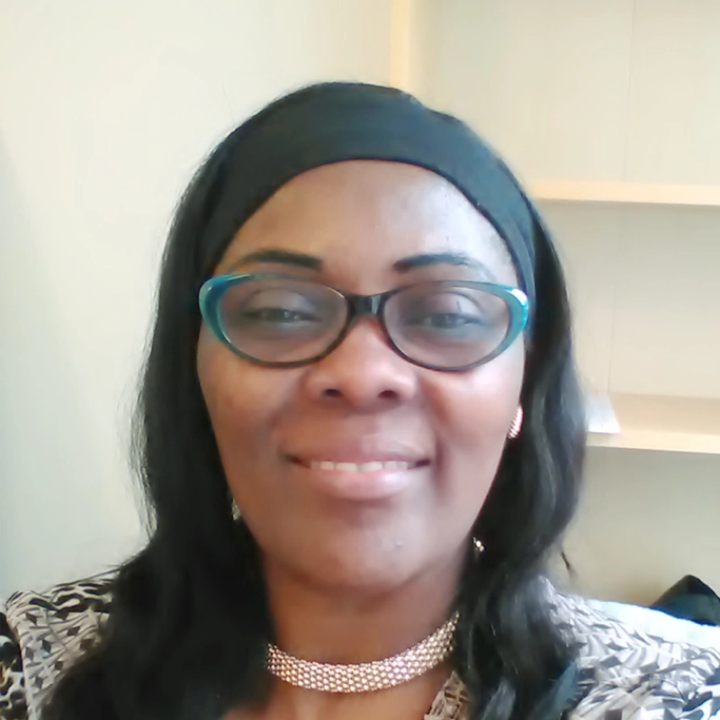 Headshot of Agar Mbianda