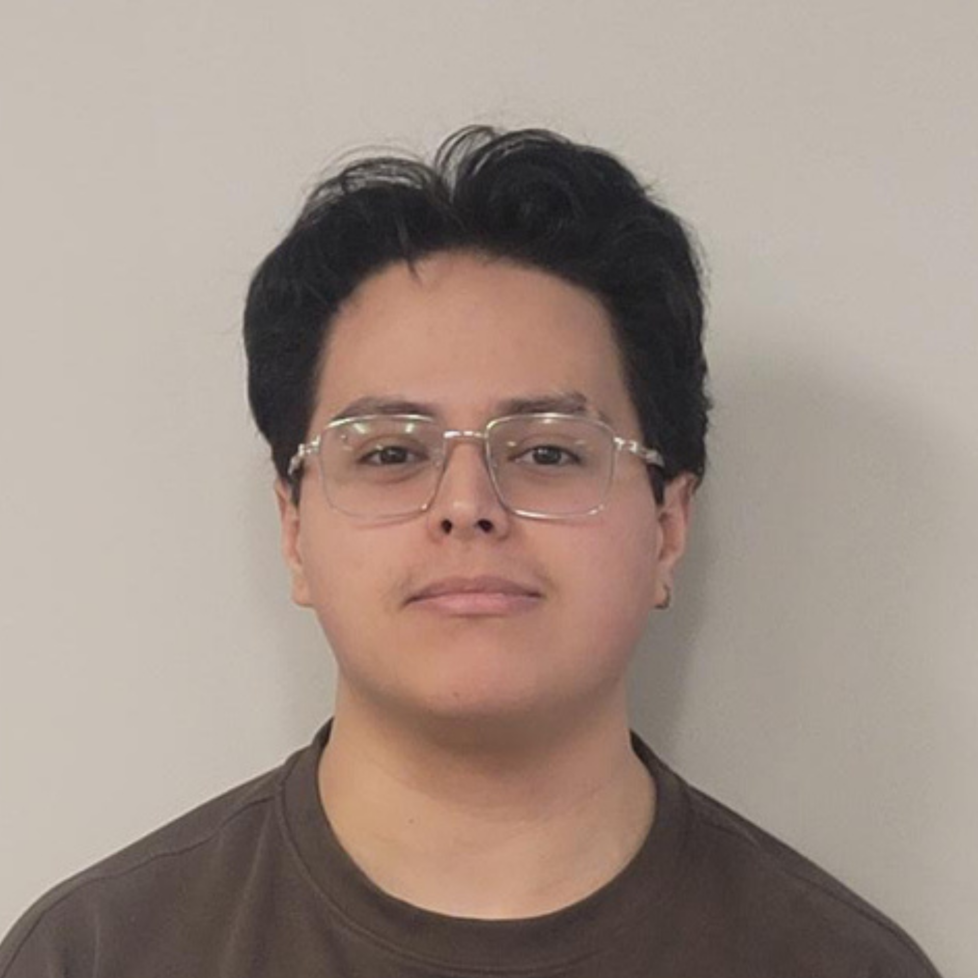 Headshot of Henry Vega